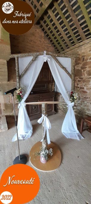 ARCHE DE CEREMONIE LAIQUE "MARIANNE" AVEC SON PUPITRE
