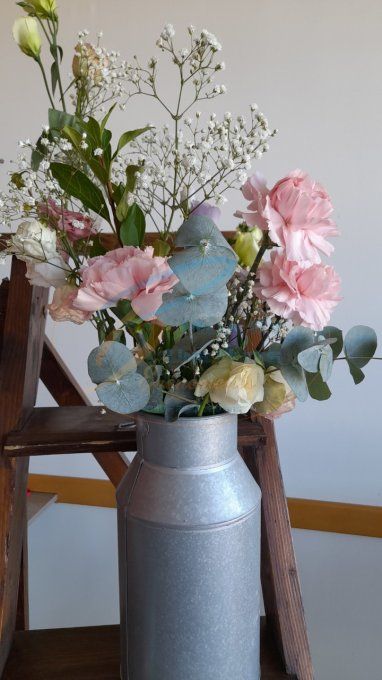 COMPOSITION FLORALE D'ANTAN