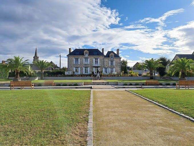 Domaine Les Jardins d'Arsène à Tinténiac 35 Département d'ille et vilaine région Bretagne