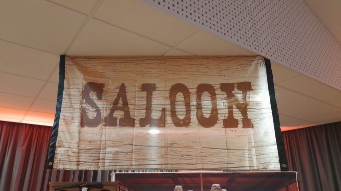 TOILE DE FOND WESTERN SALOON