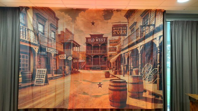 TOILE DE FOND WESTERN SALOON