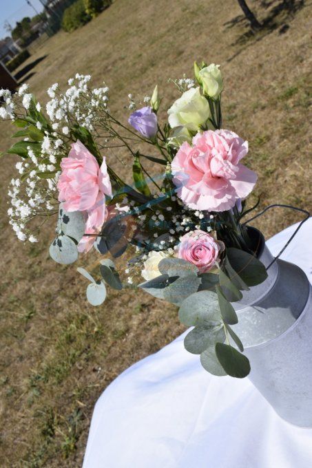 COMPOSITION FLORALE D'ANTAN