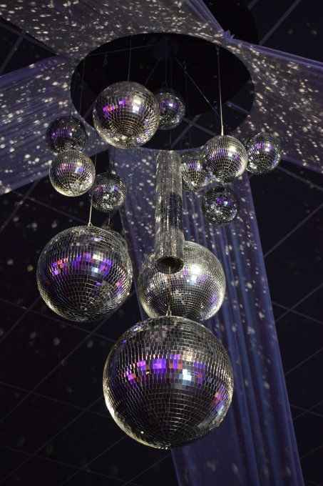 CENTRE DE PLAFOND BOULE DISCO