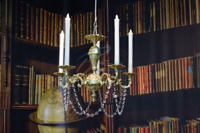 LUSTRE OR DE 3 A 6  BOUGIES