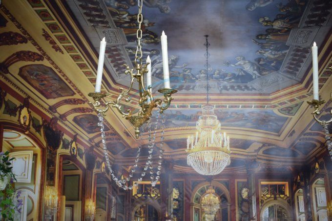 LUSTRE OR DE 3 A 6  BOUGIES