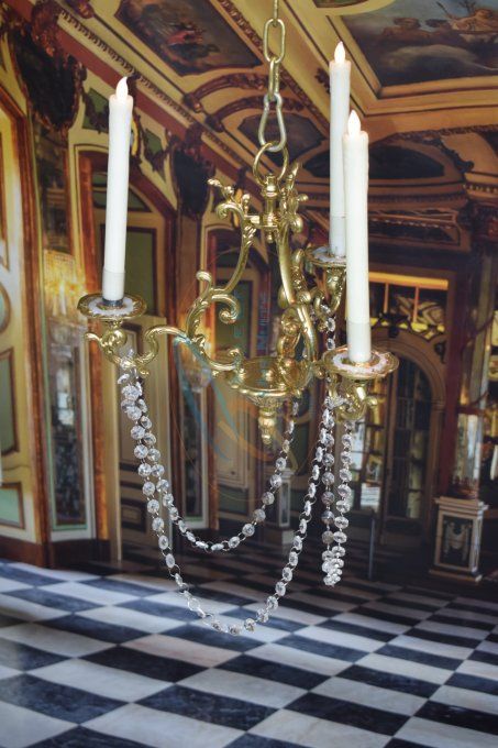 LUSTRE OR DE 3 A 6  BOUGIES