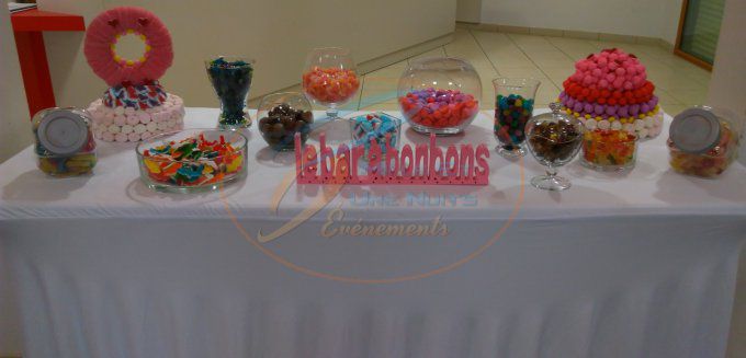 TABLE CANDY BAR