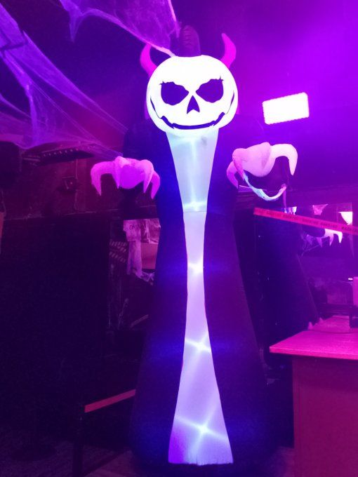 GONFLABLE FANTOME TETE DE CITROUILE