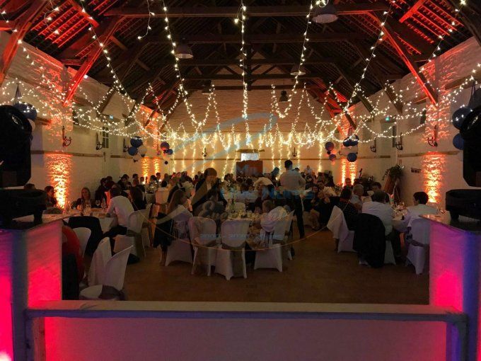 Décoration plafond led, éclairage d'ambiance, soirée dansante Salle de métairie Château de Bonnefont