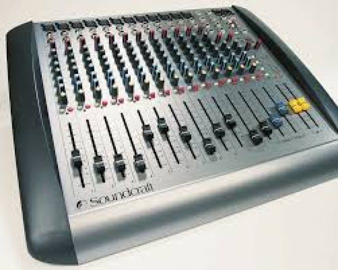 Console SPIRIT E12  SOUNDCRAFT